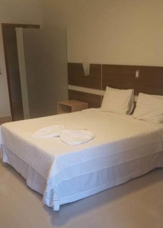 Kamur Plaza Hotel Goianesia Phòng bức ảnh